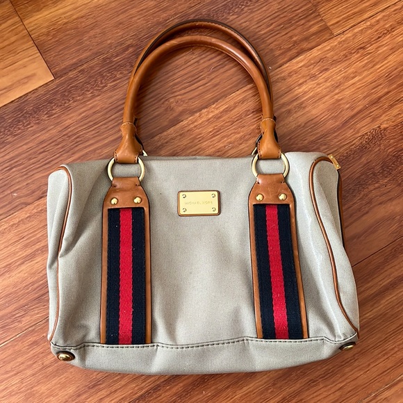 Michael Kors Handbags - LAST CHANCE! Classic Michael Kors Bowling Handbag